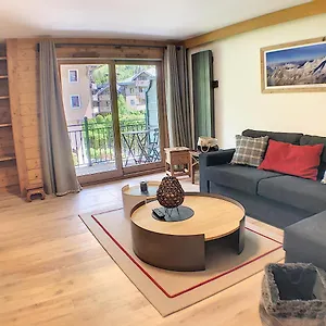 https://grey-squirrel-home.hotels-rhonealpes.com