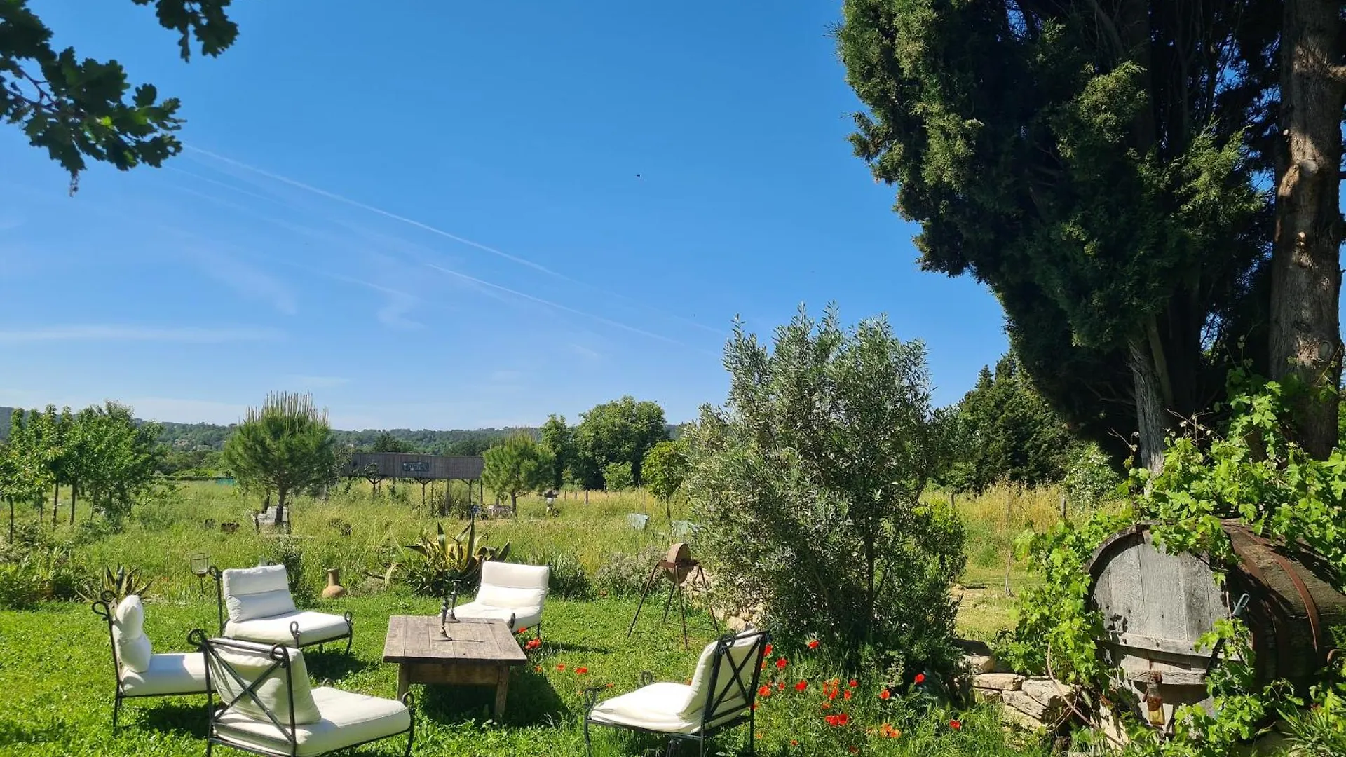 La Ferme Constantin Guest House Fayence Country house